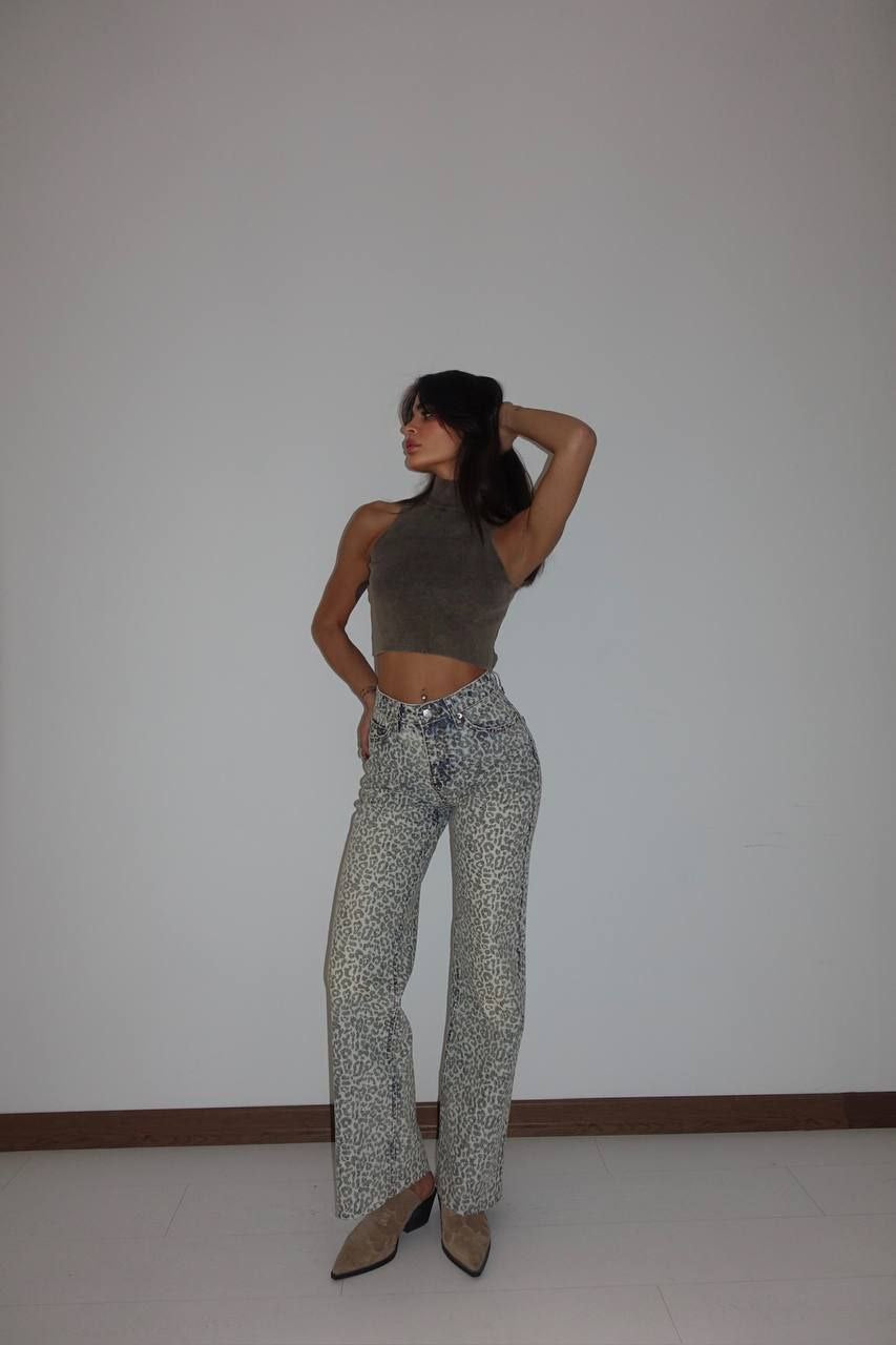 CAMILA JEAN