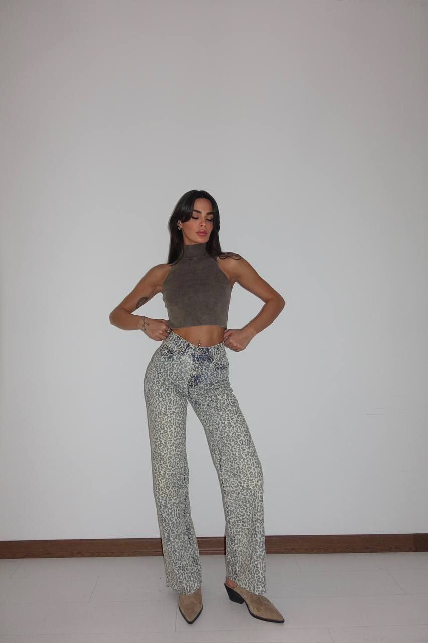 CAMILA JEAN